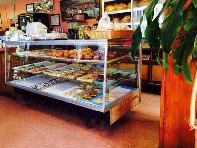 Mary Ellen's Portuguese Bakery, Falmouth