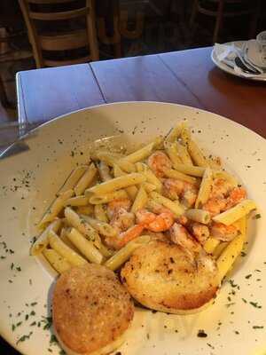 Gilligan's Seafood Restaurant- Beaufort