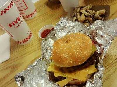 Five Guys Reston, Reston