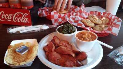 Center Point Bar-B-Que, Hendersonville