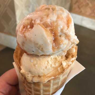 Salt & Straw, Lake Oswego