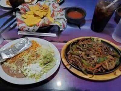 Los Aztecas Mexican Grill and Bar, Mount Pleasant