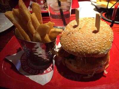 Red Robin Gourmet Burgers, Noblesville