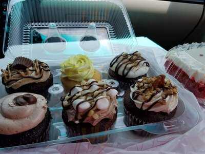 Cupcake and Things Bakery, Kapolei