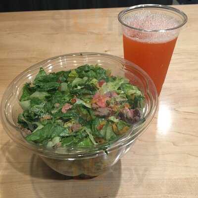 Chopt Creative Salad Company, McLean