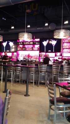 Pink Martini Bar & Bistro By House of Oliver, Rocklin