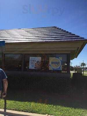 IHOP, Sebring