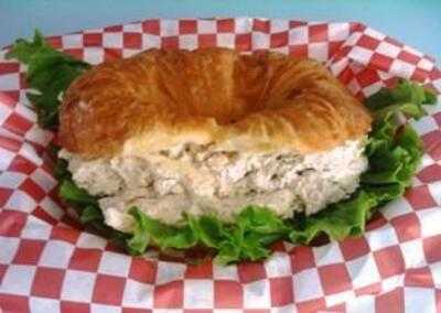 Loafin' Around Cafe, Sebring