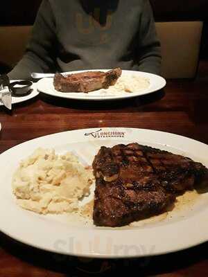 Longhorn Steakhouse, Farmingdale