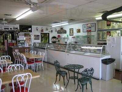 Daddy Dee's Ice Cream Parlor, North Fort Myers