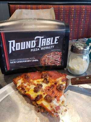 Round Table Pizza