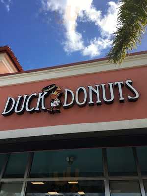 Duck Donuts, Estero