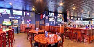 Citrus Park Bar and Grill, Estero