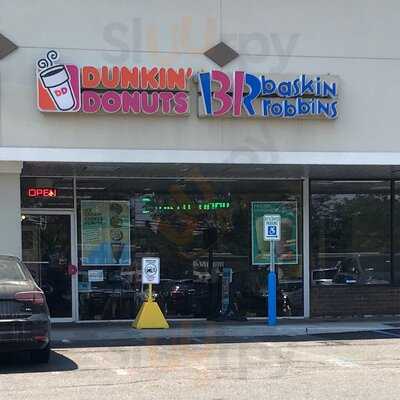 Dunkin' Donuts, Commack