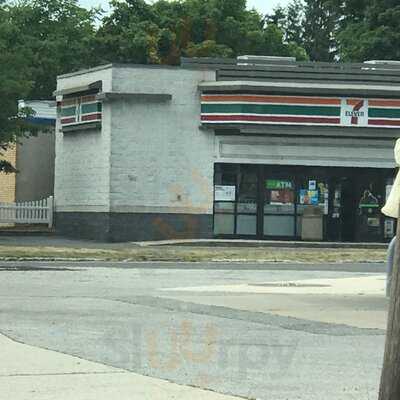 7-Eleven, Commack