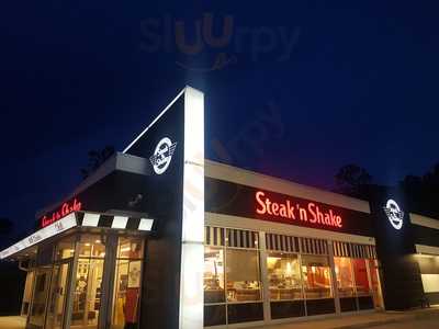 Steak 'n Shake, Pooler