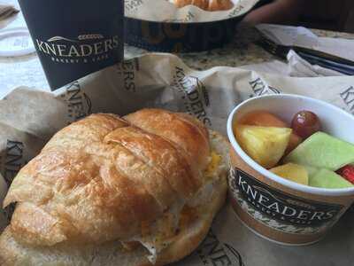 Kneaders Bakery & Cafe, Lehi