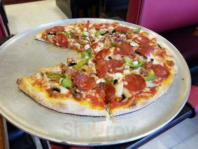 Crespo's Fratelli's Pizzeria, Levittown