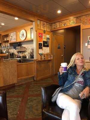 The Coffee Bean & Tea Leaf, Pismo Beach