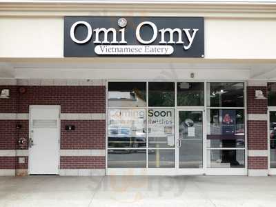 Omi Omy, Amherst