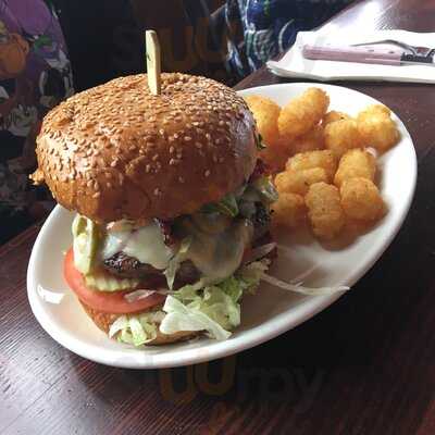 McMenamins Lighthouse Brewpub, Lincoln City