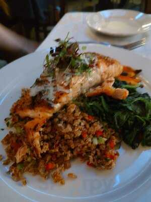 Martine's Restaurant