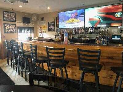 Dobber's Sports Bar & Grill