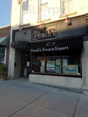 Peach's Frozen Yogurt, Canandaigua