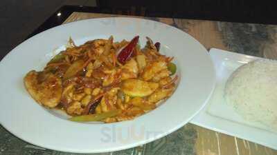 Yi GE Asian Cuisine, Clayton