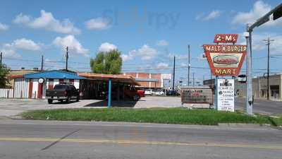 Two M's Malt N Burger Mart, Rosenberg