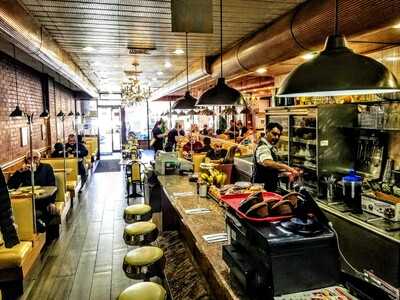 Rego Park Cafe, Rego Park