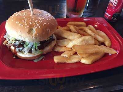 Red Robin America's Gourmet Burgers And Spirits