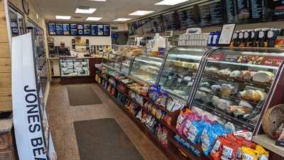 Causeway Delicatessen, Wantagh