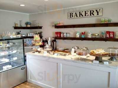 Incredible Edibles Bakery, Pawleys Island