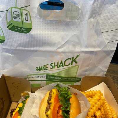 Shake Shack Oak Brook, Oak Brook