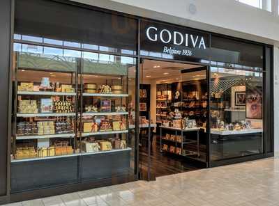 Godiva Chocolatier, Huntington Station