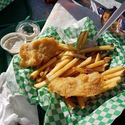 Dockside Too Fish Market and Patio Dining, Morro Bay