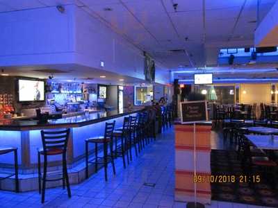 Playoff's Sports Bar & Grill, Carol Stream