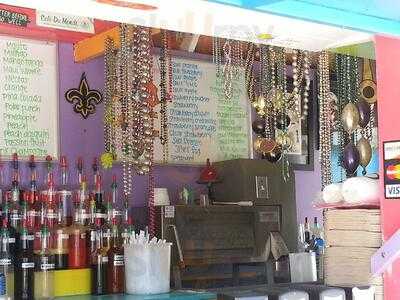 Tommy's New Orleans Snoballs, Navarre