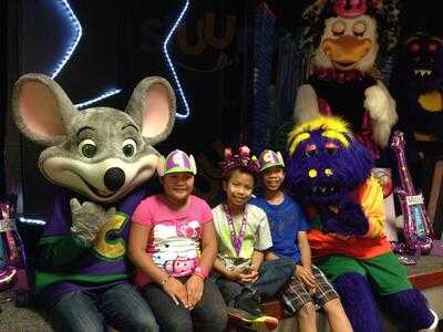 Chuck E. Cheese