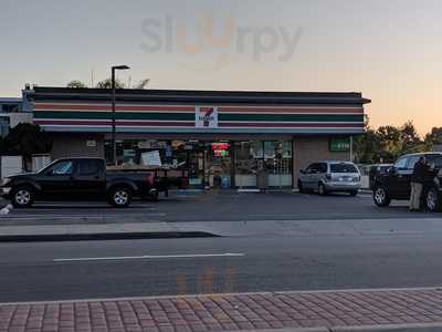 7-Eleven, Seal Beach