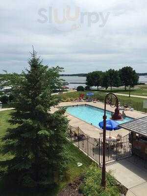 Wave Pointe Marina and Resort, Sturgeon Bay