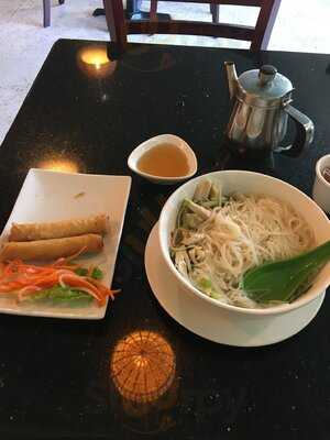 Pho Sen, Clackamas