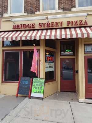 Bridge Street Pizza & More