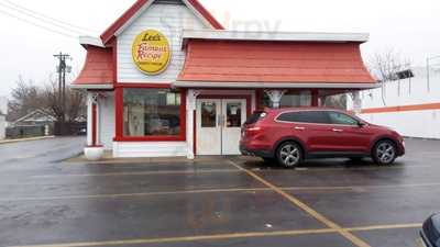 Lee's Famous Recipe Chicken, Middletown