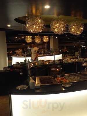 Luxe Buffet, Dania Beach