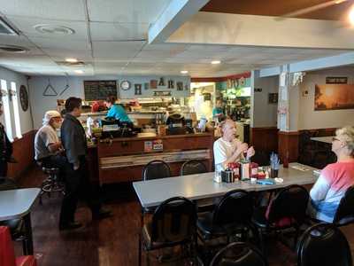 Hilary's Roadhouse Diner, Maryland Heights