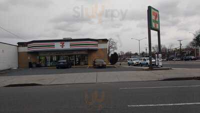 7-Eleven, Floral Park