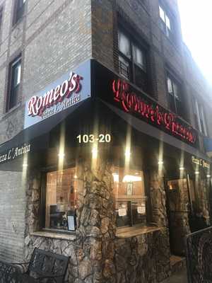 Romeo's Pizza, Ozone Park