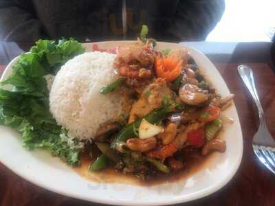 Thai Smile Restaurant, Milwaukie